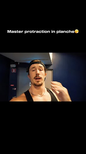 [AD] If you are having problems with protraction this videos will be for you! I will teach you both the techniques behind it and in the end sharing my top exercises that you can incorporate in your workouts. Grab a set of parallettes and a dip belt from @gornation and start mastering the protraction. Code ”SIMON” will always give you 10% off❤️‍🔥 . . #calisthenics #planche #beginners #tips #protraction #strength #gym #workout #help #training #muscles | Simon Imhauser
