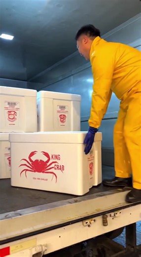 Skip the Middleman: Buy King Crab Direct!