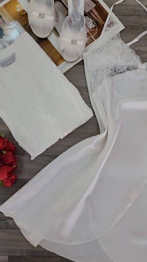 👰‍♀️👰‍♀️ Chères futures mariées Divina lingerie a repérée pour vous des pièces originales chic et ultra sexy et qui ne manqueront pas de pimenter votre grand jour 👰‍♀️👰‍♀️ . 🌸 Divina Lingerie {Révélez votre Féminité}🌸 . . . .#lingerie #algerienne🇩🇿 #lingerie_algerie #تصديرة_العروس_الجزائرية #femmes_dz #جهاز_العروس_الجزائرية #blacklingerie #algeriangirl #algerian #modelingerie #جهاز_العروس_الجزائرية #cheddatlemcenia #femmedz #fashionalgeria #شدة_تلمسانية #القفطان_الجزائري #الكراكو_الجزائر