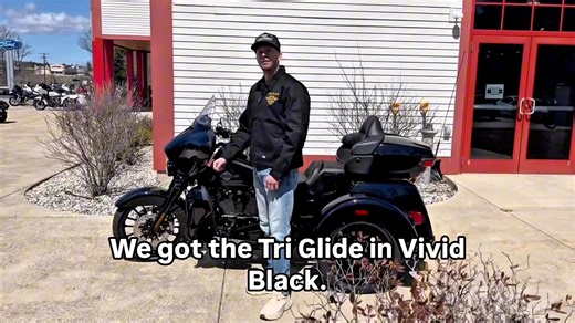 Ready to take your rides further—with comfort and confidence? Nick walks us through the Tri Glide in Vivid Black, perfect for long-distance road trips or smooth local cruising. It’s got the storage & stability you're looking for! ✅ Test rides available now at Harley-Davidson of Rochester. Come experience it for yourself: rochesterharley.com/test-ride-harley-davidson-dealership--xsched_ride #HDRochester | Harley-Davidson of Rochester
