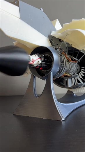 161K views · 1.6K reactions | What a cool turbofan engine!#aircraftmodel Scale Engine:https://linktr.ee/Dr.engine Use "DR15" Get 15% OFF | Dr. Engine | Facebook