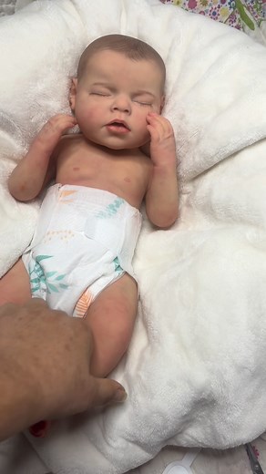 888 reactions · 5 comments | Los Bebés De Rosa Begines on Reels | Facebook