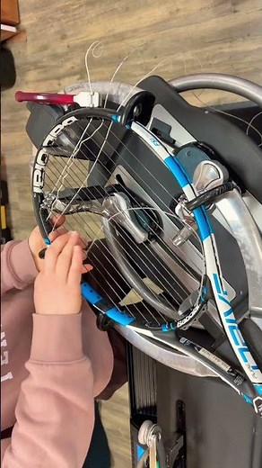 Full Tennis Racket Stringing 🎾 | 22 Seconds Start to Finish