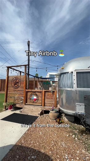 Cozy Tiny Home in Galveston with Free Golf Cart Rental