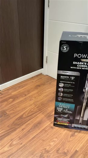 1.8K views · 370 reactions | ASMR unboxing the Shark PowerDetect Clean & Empty Cordless - the flagship of our cordless line 磊 PowerDetect senses hidden debris and boosts suction in real time. DuoClean handles every floor type, and the Auto-Empty Base resets and recharges after each clean, keeping it ready for the next run. #SharkHomeUK #PowerDetect #unboxing #cleaninghacks #cordlessvacuum | Shark Home UK | Facebook
