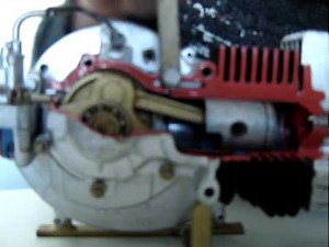 δίχρονος κινητήρας-dixronos-physics-1 two-stroke engine.MPG
