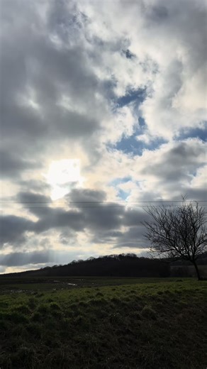 Vidéos de lg.cx (@lg.cx) avec son original - Léger Léger