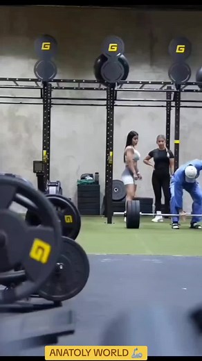 Anatoly Weight Lifting Pranks Compilation