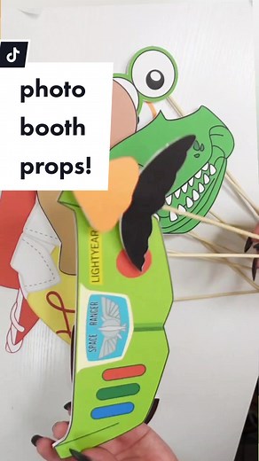DIY Toy Story Photo Booth Props Tutorial