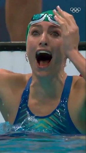 When Tatjana Schoenmaker broke the 200m breaststroke world record at her first Olympic Games! 😍🇿🇦