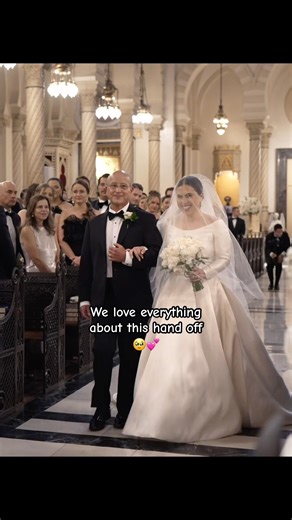 The grooms reaction. The dad’s sweet reaction. This is everything. 💕#neworleansweddingvideographer