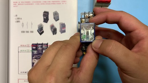 电工知识：如何用24V中间继电器，控制220V接触器，接线步骤讲解