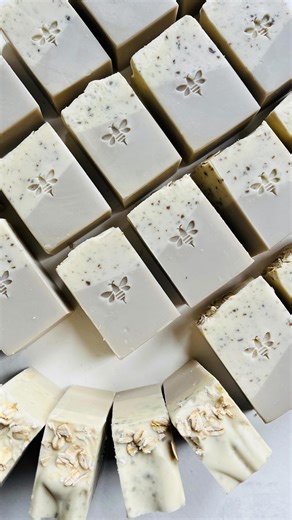 Mailing these cute oatmeal and honey soap favors to California today! Did you know I can make custom soap favor orders for your special event? Weddings, baby showers, bridal showers, birthdays, or any celebration — I can design them to match your theme, colors, and style! 🌿 Handmade with our own honey & beeswax 🎁 Beautifully packaged 📩 Contact me via email or DM for more info #pa #soap #madeinpa #soapmaking #soapmaker #mountainridgefarmpa #soapmakingtechniques #savon #jabonesartesanales #sabo