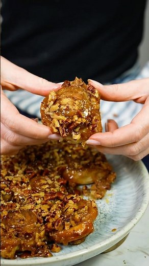 I Can’t Stop Eating These🤤Sticky Pecan Puff Buns🤩 #baking
