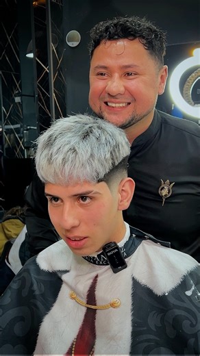 119K views · 6.4K reactions | Quería hacerse un cambio con Gerardo Ayala #asmr #haircut #color #style #barbershop #chile | Gerardo Ayala | Facebook