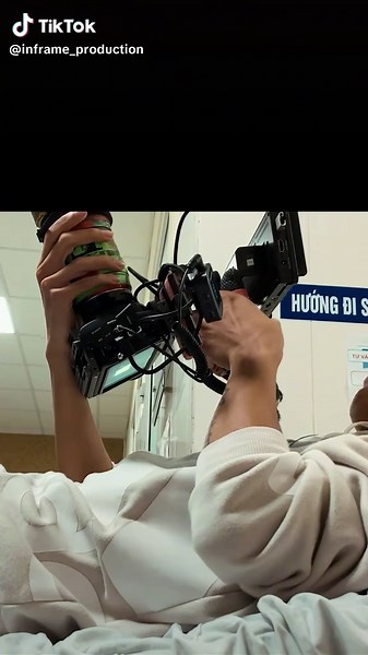 Tiếp tục series chúng tôi đã sản xuất video như thế nào #Inframeproduction #cinematic #phimdoanhnghiep #corporate #filmclips #tvc #commercial #bts
