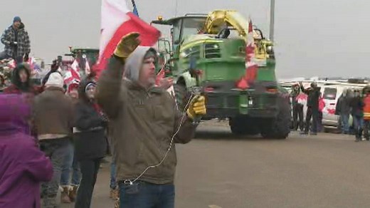 Alberta border protest blockade clears after police seize weapons