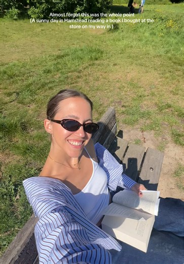 lili.sophia (@lili.sophia)’s videos with Take My Hand - Matt Berry