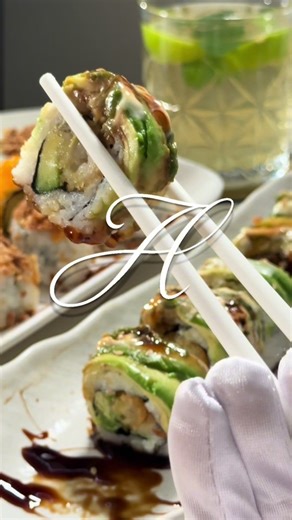 Extensions, signature styling, and… sushi? Yes. Beauty is an experience here. #personalhairstylist #hairstylistamsterdam #microlinksweftextensions #tapeinsamsterdam #tapeinsamsterdam