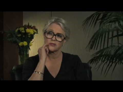 Sharon Gless discusses "Burn Notice" - EMMYTVLEGENDS.ORG