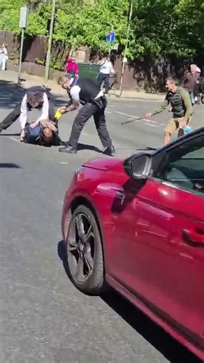 How does repeatedly kicking a terrorist in the head disarm him?The first priority should’ve been to grab his hands to remove the knife & to prevent him detonating a bombAnd why are police interviews & media reports not mentioning that he also stabbed a Muslim man?
