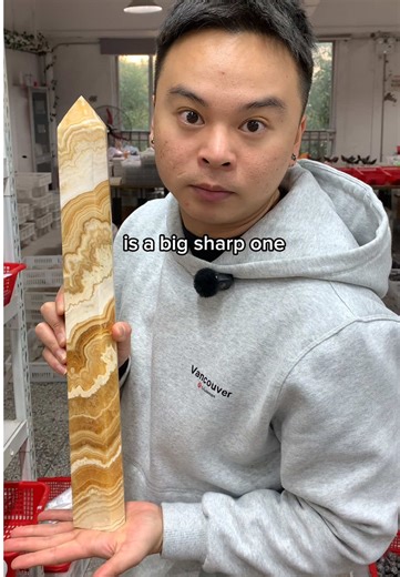 What’s the best crystal for protection?🔮 #crystaltok #crystalsforprotection #healingcrystals