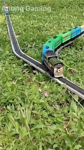 Random Toy Train CRASH in 36 Seconds! You Won’t Expect This!