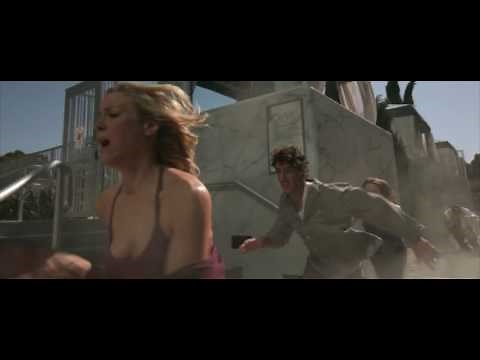 Aliens attacked the earth,the survived woman was eaten in the process of fleeing