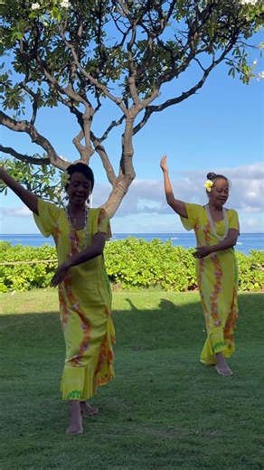 Hula Dancers Dancing To Christian Songs on Beach in Maui #holyspirit