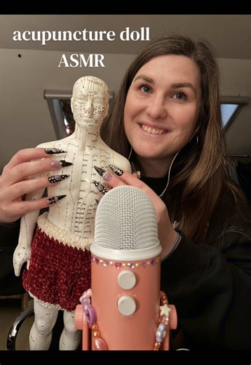 Discovering Randy's Spring Shorts Colors Through ASMR