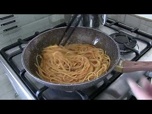 Il Segreto della Crema d'Aglio: Spaghetti al Peperoncino mai visti prima!