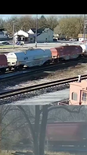 IC 1036, GTW 5818 & GTW 5851 Leading WB Manifest in Griffith, IN on March 16, 2024