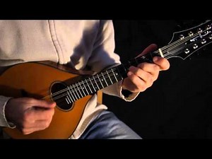 Irish mandolin lessons. Eddie Kelly's (reel)
