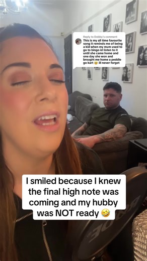 Hilarious Reaction to Oleta Adams' High Note