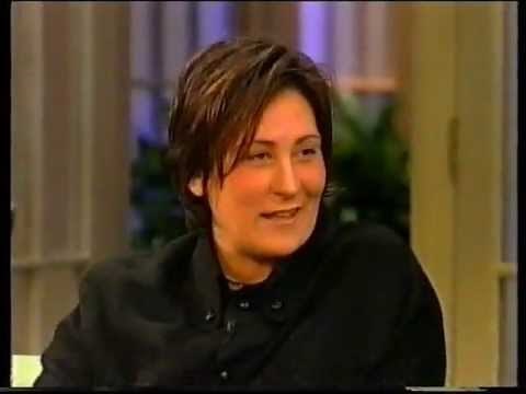 k.d.lang on the Roseanne Show 1999 Part 1