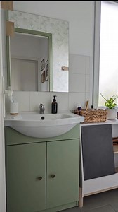 How to paint gloss furniture ✨ Don’t skip the prep — it makes ALL the difference 👏 Always use Zinsser Primer for a flawless finish. Save this for later & follow for more furniture makeovers 🖤 Step 1: Clean the surface Remove grease, dust, and grime. A clean surface helps paint stick better. Step 2: Lightly sand You don’t need to strip it — just scuff the gloss so the primer can grip. Step 3: Always use Zinsser Primer This is the most important step. Zinsser sticks to glossy surfaces and preven