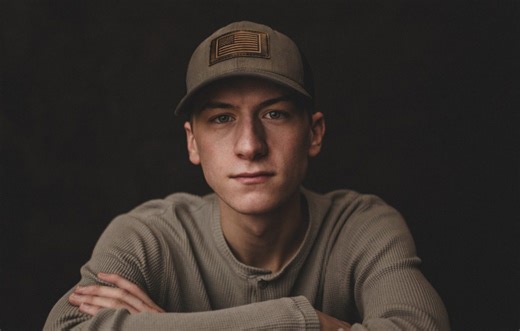 Sam Barber Is Living On “Borrowed Time” In Stellar New Single | Whiskey Riff