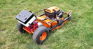 RC Lawnmower Is Built To Last