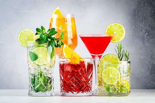 10 cócteles con ginebra fáciles y refrescantes