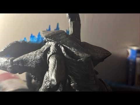 Godzilla vs female muto stop motion