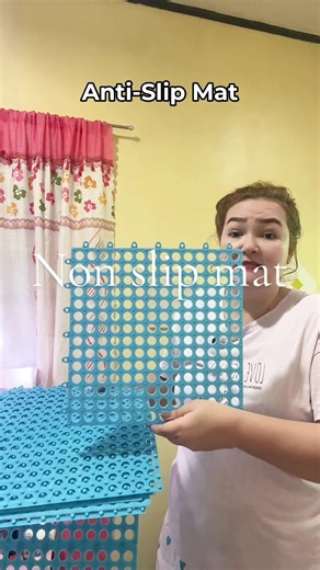 Anti-Slip Mat: Perfect for Bathrooms and Kitchens