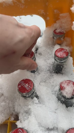 Sag ehrlich wie geil wird diese Cola abgehen??😱🧊