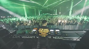 2.7K views · 32 reactions | Shlømo taking over the night  #technostation #TechnoParty #technomusic | Techno Station | Facebook