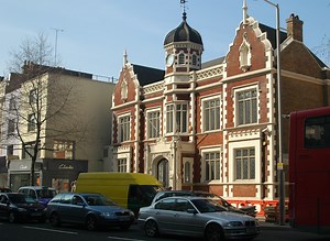 Sherlock Holmes Weighs in on Urbanism