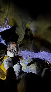 Anu Sharma | Anhad Mathur • Travel | Lifestyle on Instagram: "Mount Ijen Trek is in East Java, Indonesia and you can do this from Bali or reach Banyuwangi and hire a local guide from your hostel or hotel too which is a cheaper option. Ways to book it: - You can online book this trip with Getyourguide, Viator who will manage all your transfer or travel - If you will do it solo, make sure you reach banyuwangi from Probolinggo from these major destinations (Malang, Surabaya, Bali) - I booked it in