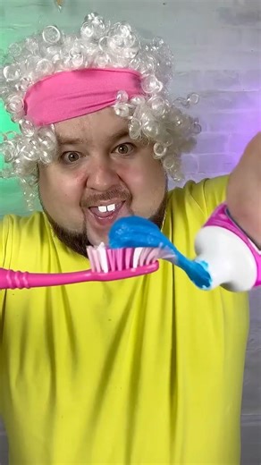 How to use toothpaste🤓 #shorts