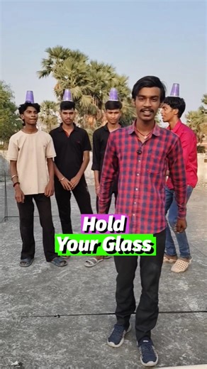 Hold The Glass😂#shorts#comdeyvidei#youtubeshorts#fyp #viralshort #cleanboy