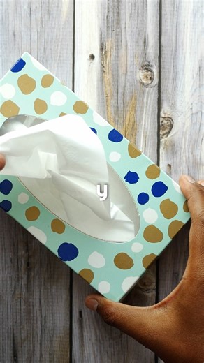 👃💚 Moco verde en niños: no siempre es alarma El moco puede cambiar de color durante un resfriado o proceso respiratorio, y el color verde no significa necesariamente infección bacteriana. ⚠️ Debes prestar atención si: Los síntomas persisten por varios días Hay exceso de moco que dificulta la respiración o el sueño 💡 La observación y la calma son clave. Ante dudas o síntomas prolongados, consulta siempre con tu pediatra. #Pediatr3s #pediatría #pediatria #pediatrics #saludinfantil #prevención #