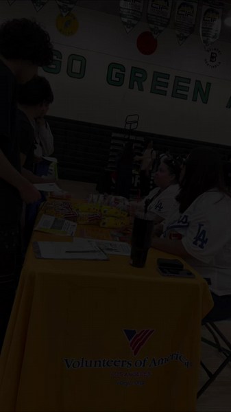 The team had a great time this Thursday, March 26th at Belmont High School’s Career Day! 🎓✨ Our VOALA GRYD Rampart 1 team was proud to connect with students, share insight on career pathways, and encourage youth to explore their goals and future opportunities. Moments like these should remind us how important it is to show up, support, and invest in the next generation. 💙 #VOALA #GRYD #CareerDay #BelmontHighSchool #YouthEmpowerment