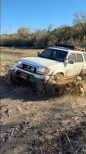300k Mile 3rd Gen 4Runner Mud Bogging